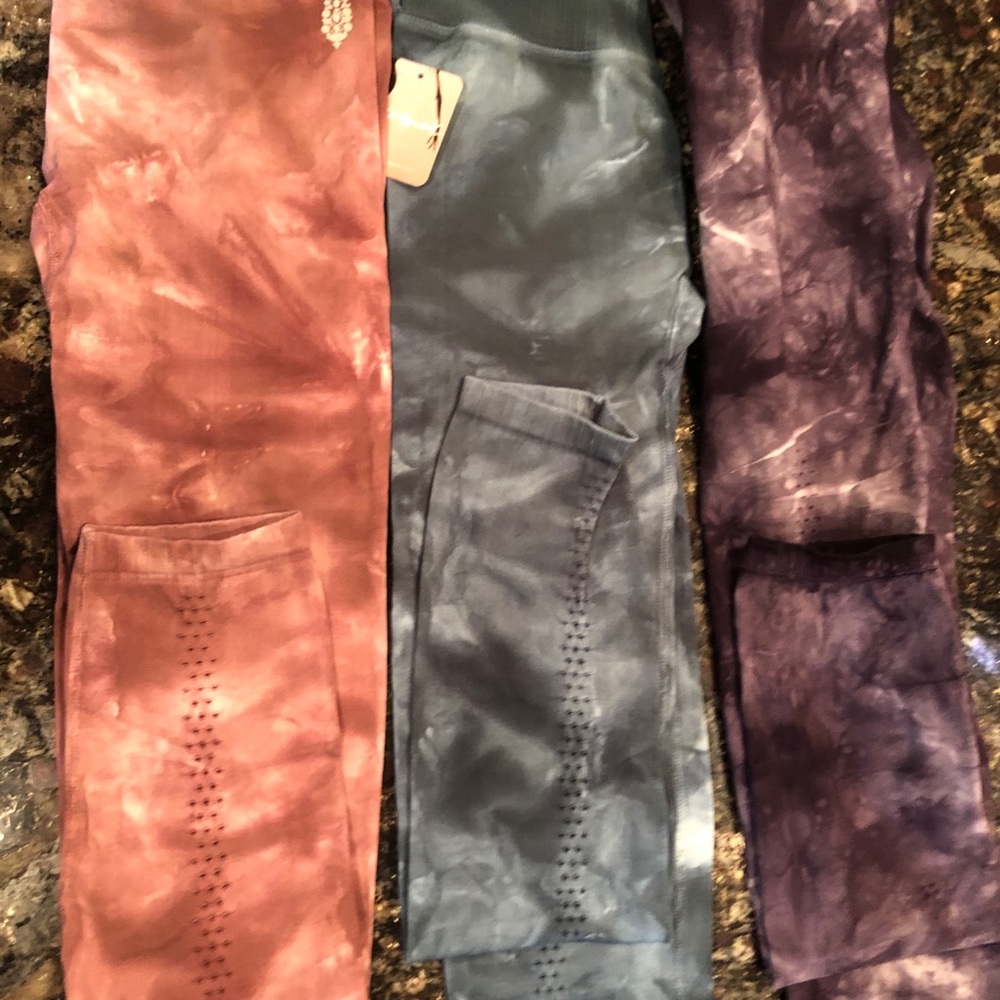 Free People tie dyed leggings